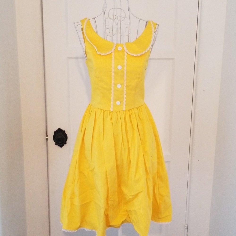 Yellow 50s dress
